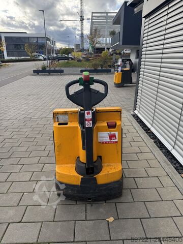 Elektrische Niederhubwagen Jungheinrich EJE 116 Batterie aus 2020