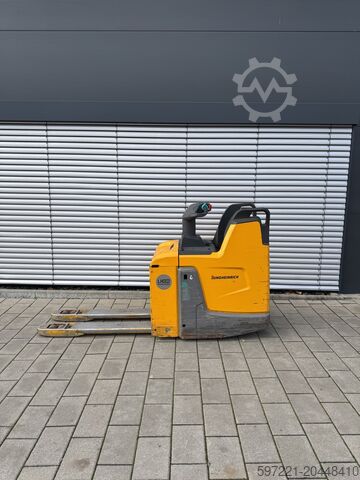 Elektrische Niederhubwagen Jungheinrich ERE 120 FP Baujahr 2021 Lithium