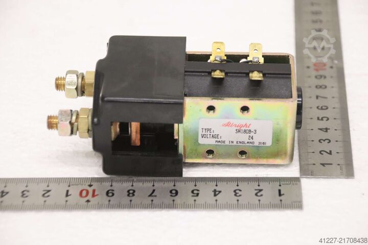 Stýkač Albright SW180B-3