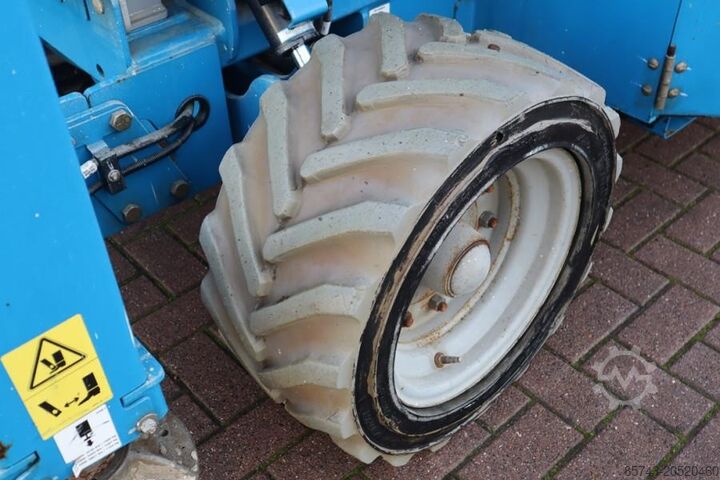 Ascensore a forbice Genie GS4069DC Electric, 14m Working Height, 363kg Capac