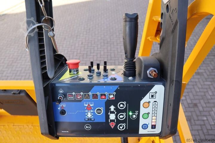 Ascensore a forbice Haulotte HS18EPRO Full Electric 4x4 Drive, Versatile Use: O