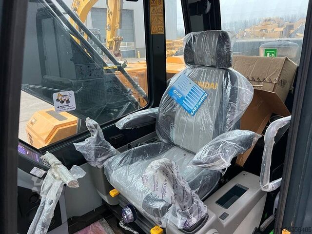 Crawler excavator Hyundai R 210 (New / Non CE Certified)