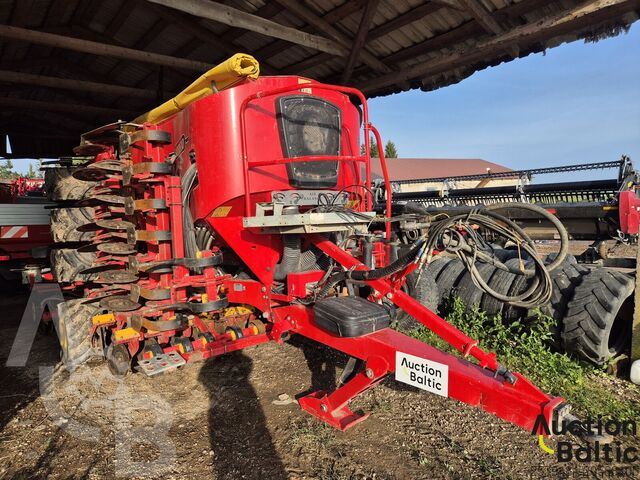 Máy gieo hạt kết hợp Väderstad ST 600C