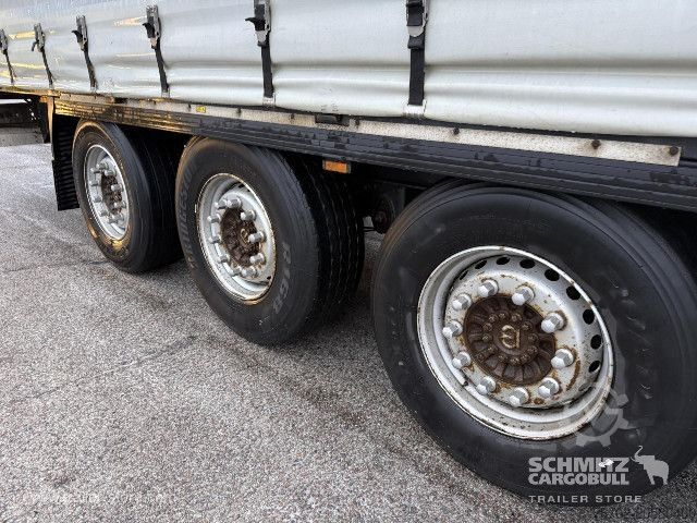 Atvērta puspiekabe ar tentu Krone Curtainsider Standard