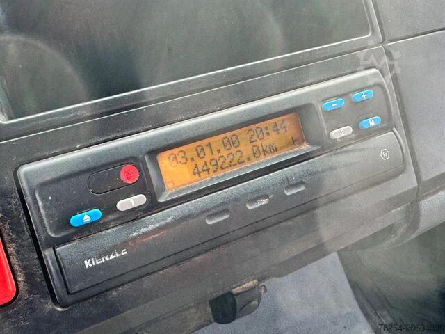 Système de bras à crochet Mercedes-Benz ATEGO 2528 6x2 HAAK + KRAAN