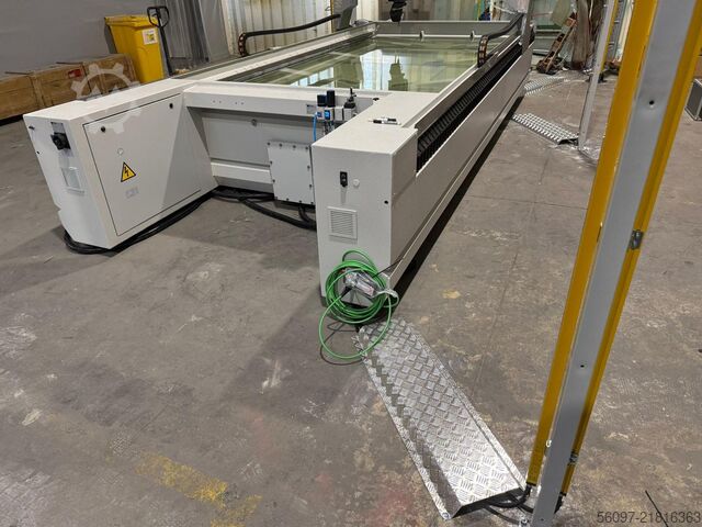 Macchina da taglio a getto d'acqua CMS Tecnocut Smartline 2040 (3D)