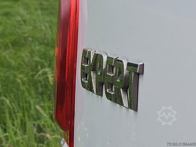 ऊंची छत वाला स्टेशन वैगन PEUGEOT EXPERT 1.6 L1 Kompakt Export!