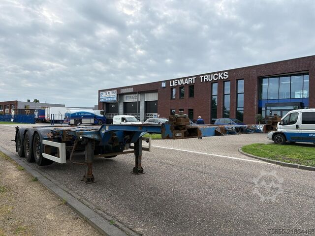 Konteineru pārvadājumi Renders EURO 800 Multichassis / Mercees Axles / Liftaxl...
