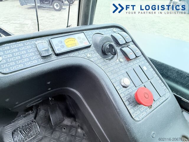 Teleskooppikäsittelijä JCB TLT 35D 4X4 CABIN POSITIONER NEW TIRES