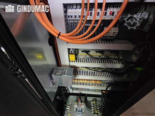 Horizontalna Turning Machine DOOSAN LYNX 2100LYA