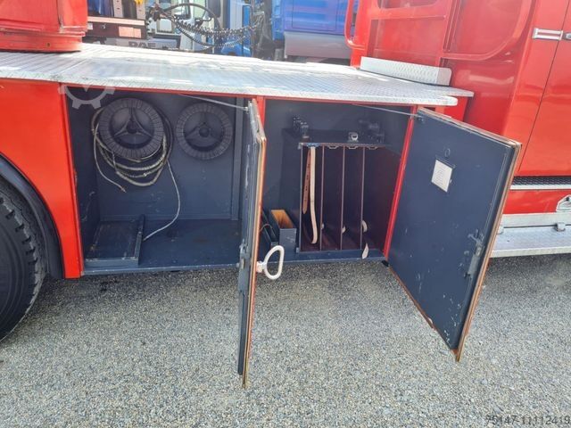 รถบรรทุกแพลตฟอร์มงาน MERCEDES-BENZ LF 1313 (1113) Drehleiter METZ Korb Oldtimer H