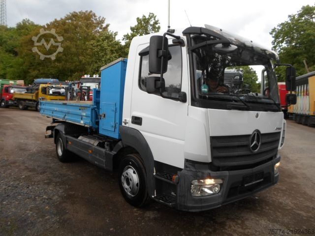 Fourgon benne basculante MERCEDES-BENZ 823 K/ Meiller Kipper/ 198000 KM