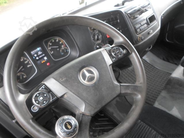 Fourgon benne basculante MERCEDES-BENZ 823 K/ Meiller Kipper/ 198000 KM