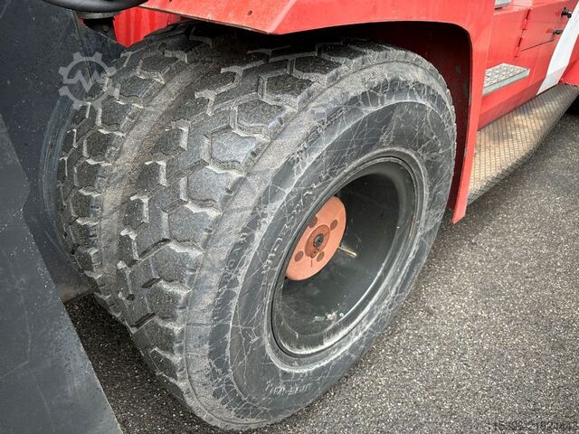 大型フォークリフト - ディーゼル Kalmar DCE 160-12