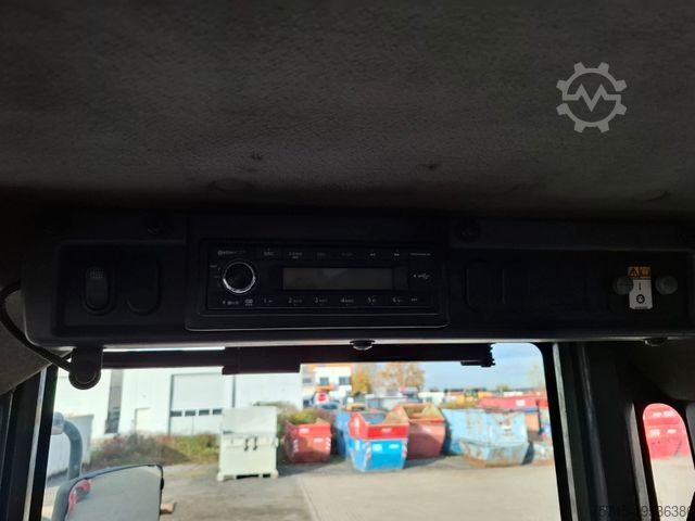 Hjólhleðsluvél KOMATSU WA200 * WENIG BELASTET * TOP * NEUE REIFEN