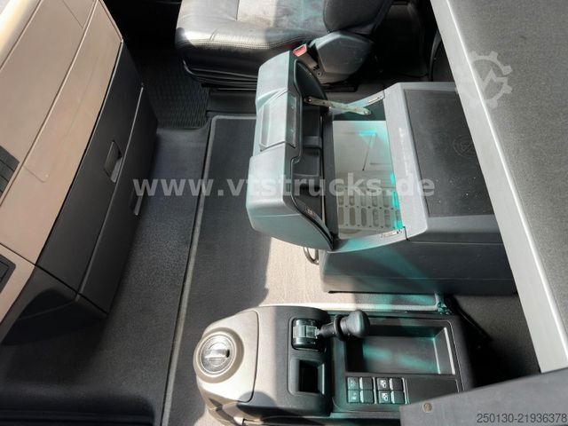 Đầu kéo tiêu chuẩn MAN TGX 18.500 4x2 Blatt/Luft Retarder Standklima