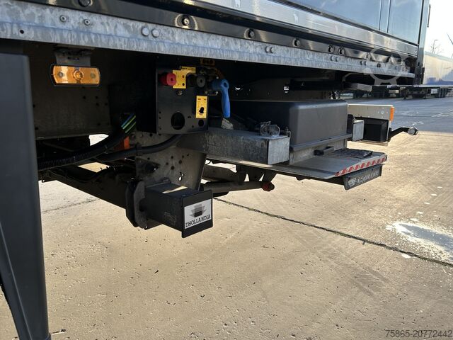 Koffer Schmitz Cargobull SCB S2 / Box / Laadklep / Accu Pack / APK TUV 1...