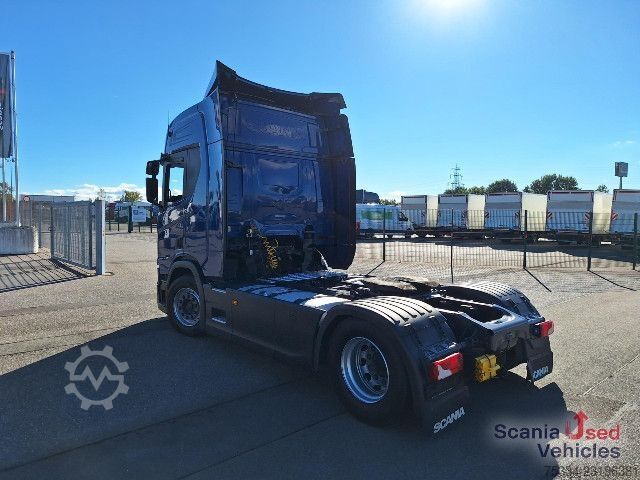Standard tractor unit Scania R 450 A4x2NA, 2 Tanks, Navi, Standklima,