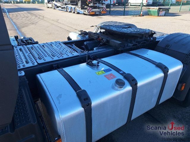 Standard tractor unit Scania R 450 A4x2NA, XT Model, Hydraulik, Navi, Leder Len