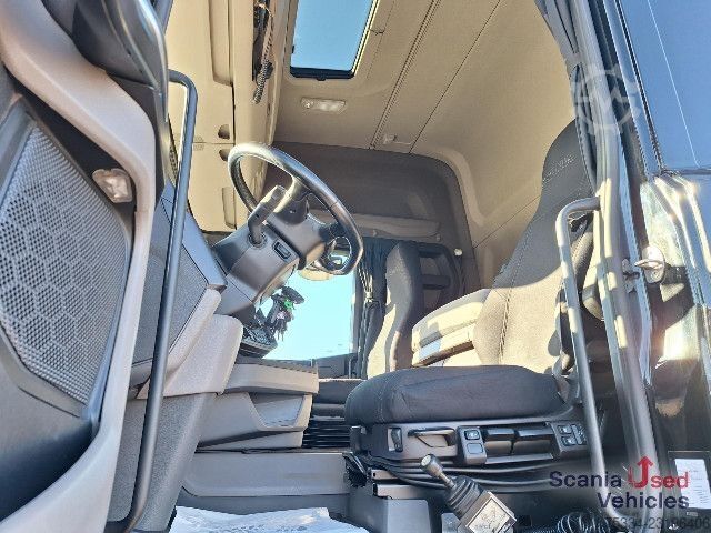 Standard tractor unit Scania R 450 A4x2NA, XT Model, Hydraulik, Navi, Leder Len