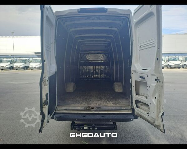 Minibus IVECO DAILY 35S15 PASSO LUNGO