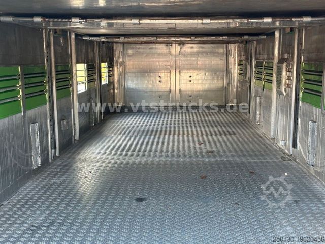 Horse transport trailer Fiege Tec AT 24/80 3.Stock Viehanhänger,Hubdach