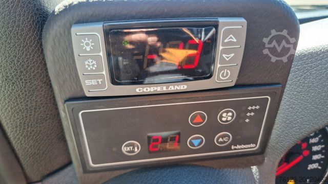 Minibús MERCEDES-BENZ 517 Lord Comfort XXL Lagerfahrzeug 23 SS