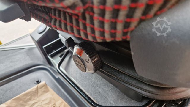 Minibús MERCEDES-BENZ 517 Lord Comfort XXL Lagerfahrzeug 23 SS