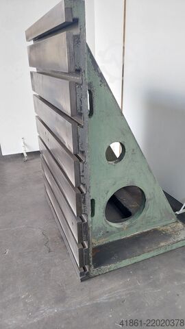 带T型槽的夹紧角铁 UNBEKANNT B 1250 x H 1600 mm
