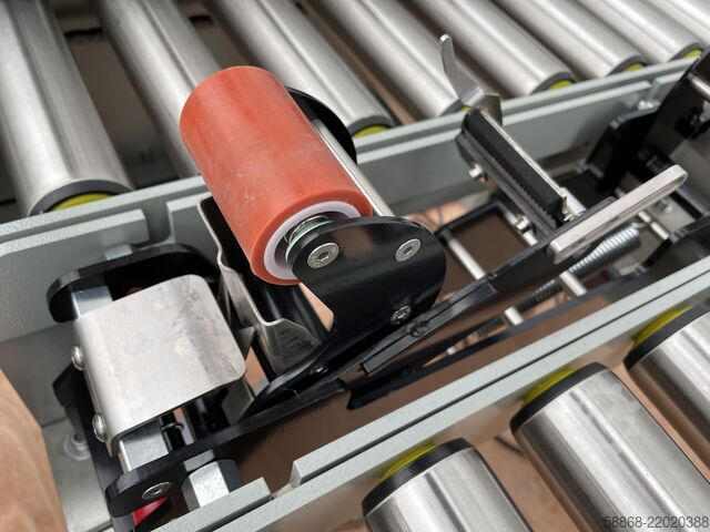 Kartónová baliaca linka Kartonverschließmaschine YS 501X Kartonverkleber / große Formate