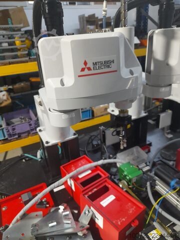 Industrijski robot Mitsubishi Electric RH-3CRH4018-D-S15