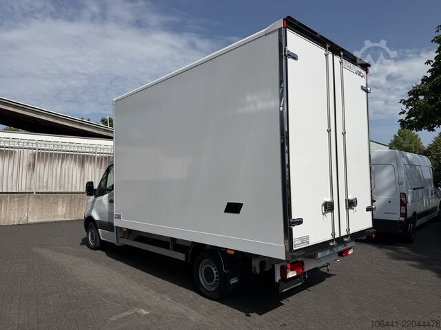 Furgoneta MERCEDES-BENZ Sprinter 317 Möbelkoffer mit Türen