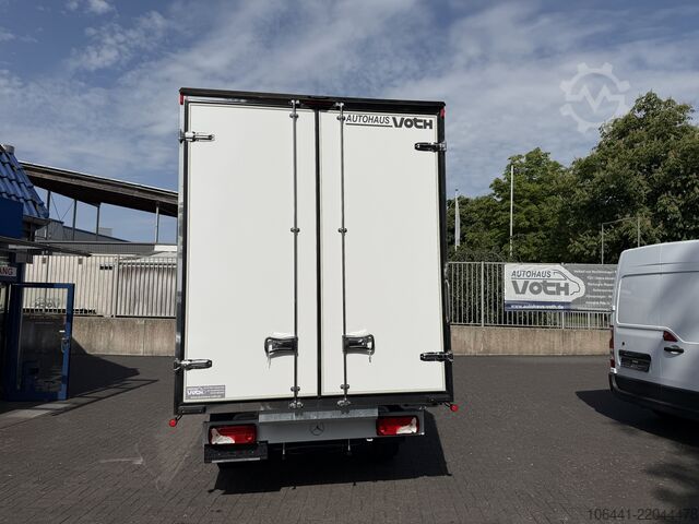 Furgoneta MERCEDES-BENZ Sprinter 317 Möbelkoffer mit Türen