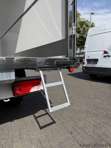Furgoneta MERCEDES-BENZ Sprinter 317 Möbelkoffer mit Türen