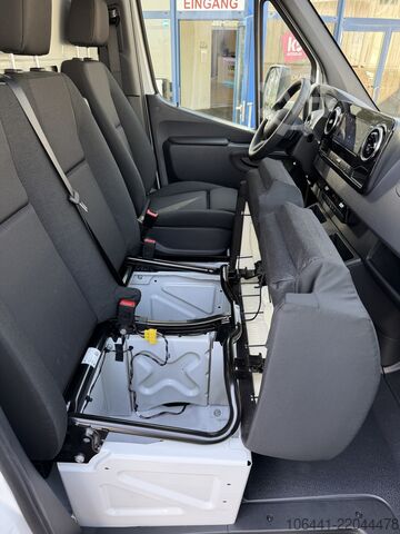 Furgoneta MERCEDES-BENZ Sprinter 317 Möbelkoffer mit Türen