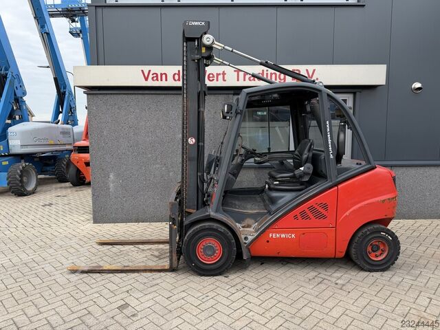 Linde H30D-01 Duplo 445 Seitenschub / Zinkenversteller VW Diesel 2012 LINDE H30D-01 Duplo 445 Sideshift / Vorkversteller VW Di