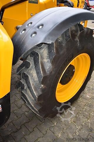 رافعة تلسكوبية JCB 531-70 Agri