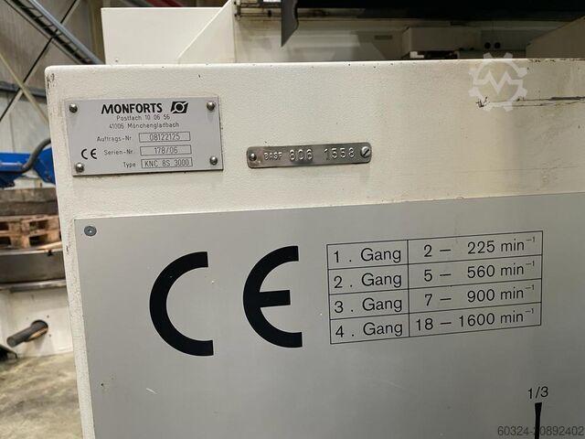 Tornio a controllo ciclico MONFORTS KNC 8 S - 3000