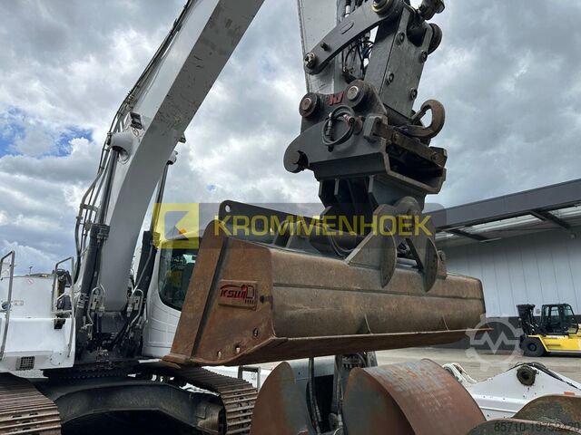 Telescopische graafmachine Liebherr R 946 LC Cosben 27 Meter Telescooparm