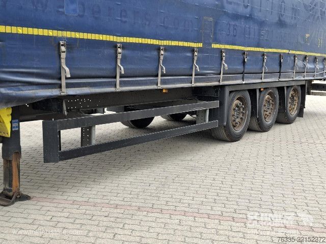 Отворено полуремарке с брезент Schmitz Cargobull Curtainsider Mega