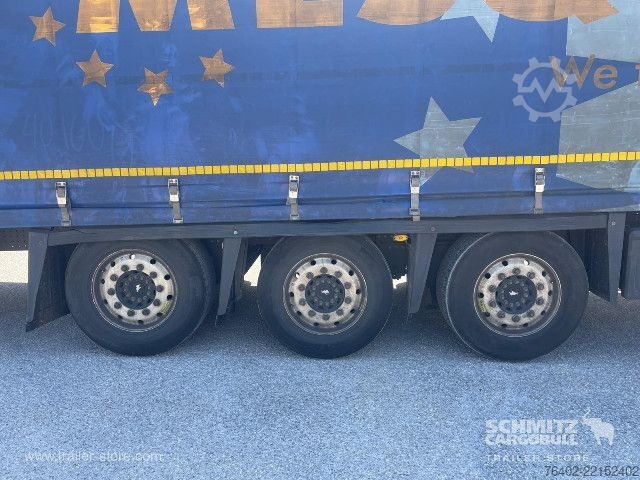 Semi-reboque aberto com lona Schmitz Cargobull Semitrailer Curtainsider Mega