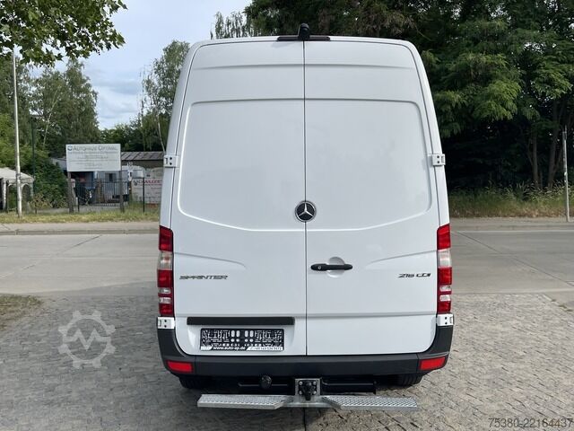 Skåpbil mercedes-benz Sprinter 216 CDI 3665 Hochdach Klima*AHK*1Hand