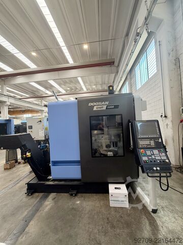 Pionowe centrum obróbcze DOOSAN DVF 5000