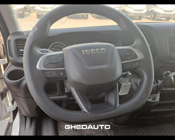 मिनिबस IVECO 35C14H BOX