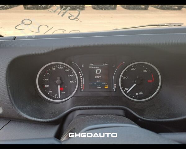 मिनिबस IVECO 35C14H BOX