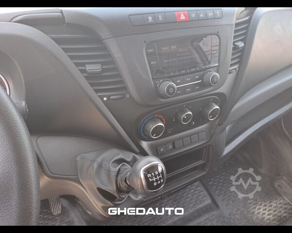 मिनिबस IVECO 35C14H BOX + SPONDA