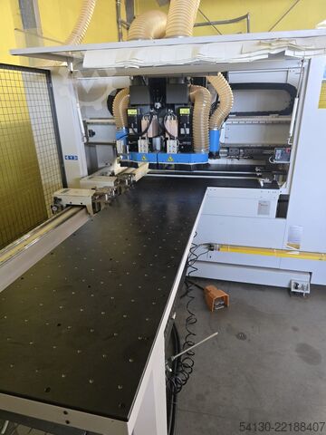 Gjennomløpende bearbeidingssenter Masterwood TF 600S