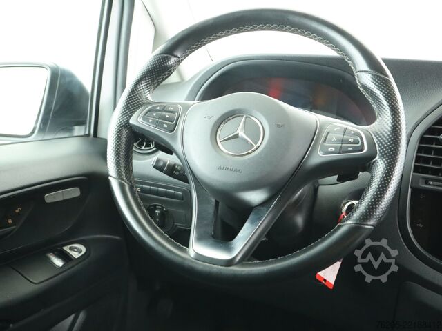 Van panel Mercedes-Benz Vito 114 CDI Kasten Lang AHK AUT DynLicht Kam.