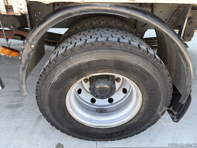Tovorna dvigalka na tovornjaku Iveco Eurocargo 150E18 Pritsche+Kran Amco Veba