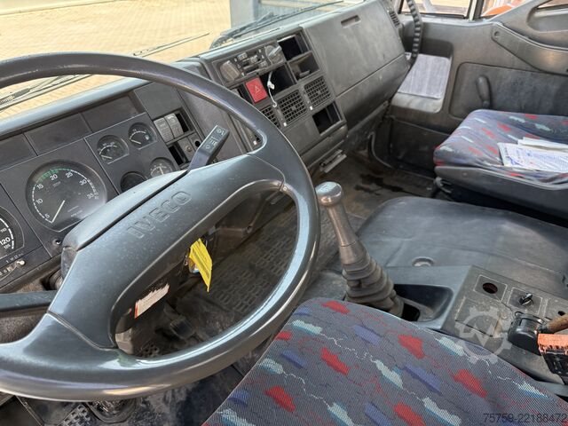 Tovorna dvigalka na tovornjaku Iveco Eurocargo 150E18 Pritsche+Kran Amco Veba